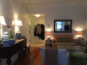 188 Marlborough St, Unit 6 in Boston, MA - Building Photo - Building Photo