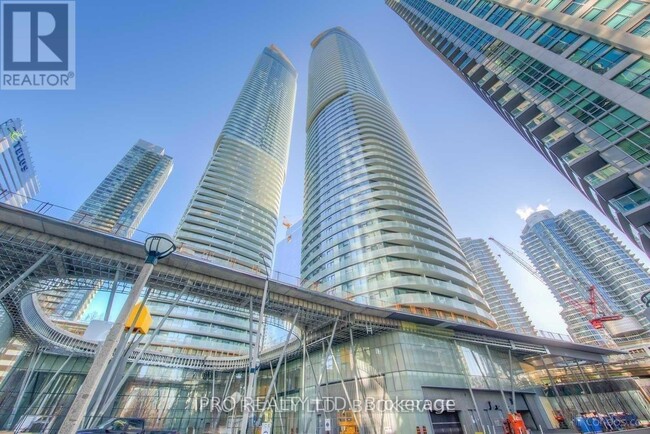 property at 14-4414 York St