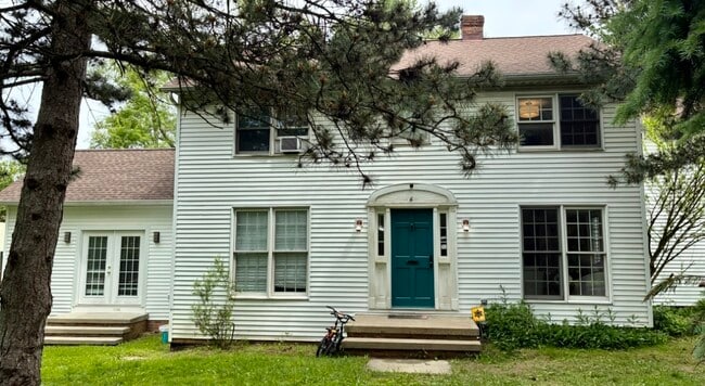 property at 22325 Fairmount Blvd