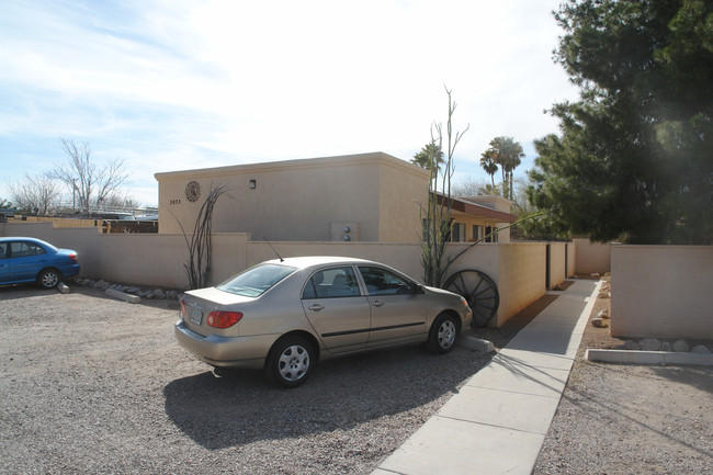 3073-3079 N Dale Ave in Tucson, AZ - Building Photo - Building Photo