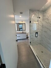 2372 NE 172nd St, Unit A8 in North Miami Beach, FL - Building Photo - Building Photo