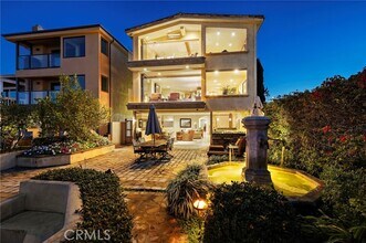 900 E Balboa Blvd in Newport Beach, CA - Building Photo - Building Photo