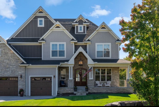 property at 4624 141st Ln NE