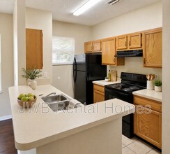 1609 W 24th St in Jacksonville, FL - Building Photo - Building Photo