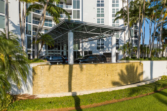 Ocean III in Sunny Isles Beach, FL - Building Photo - Building Photo