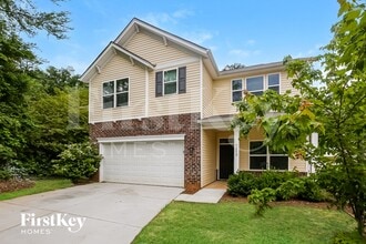 9232 Evans Creek Ct in Charlotte, NC - Building Photo - Building Photo