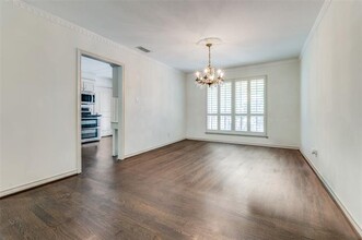 8629 Edgemere Rd in Dallas, TX - Building Photo - Building Photo