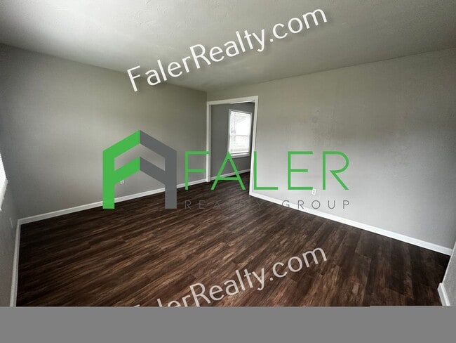 498 Ridgebury Dr in Xenia, OH - Building Photo - Building Photo