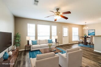 1111 Richcrest Dr, Unit 9810-3 in Houston, TX - Building Photo - Building Photo