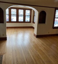 2748 N 44th St in Milwaukee, WI - Building Photo - Building Photo