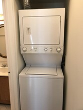 2530 Fairfax Dr, Unit A in Arlington, VA - Building Photo - Building Photo