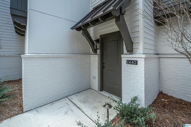 2460 18th St S in Homewood, AL - Building Photo - Building Photo