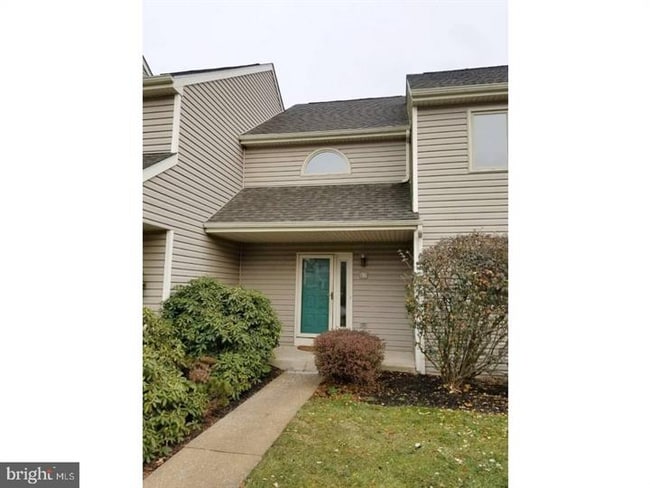property at 89 Winterberry Ct