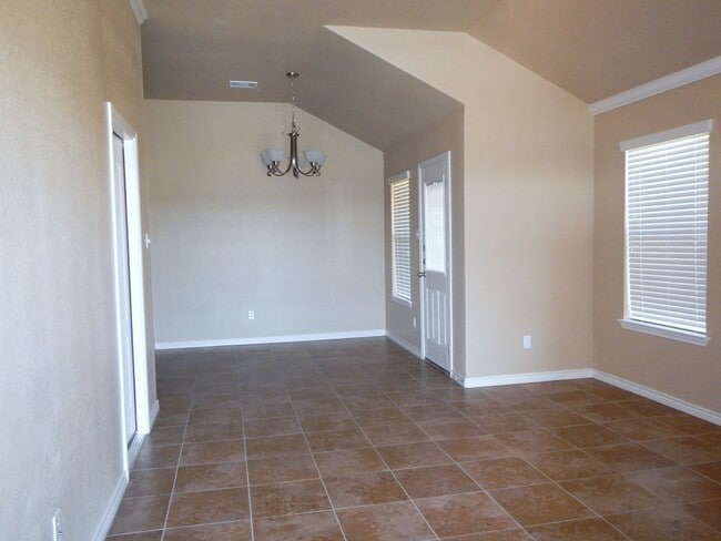4700 Passion Flower Loop in Killeen, TX - Building Photo - Building Photo