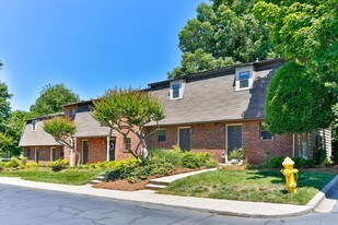 Camden Foxcroft in Charlotte, NC - Building Photo