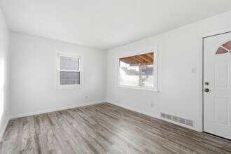 9614 Schaefer Hwy in Detroit, MI - Building Photo - Building Photo