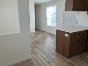 702 W McArthur Ave in Winnemucca, NV - Building Photo - Building Photo