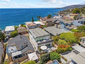 149 Sunset Terrace in Laguna Beach, CA - Building Photo