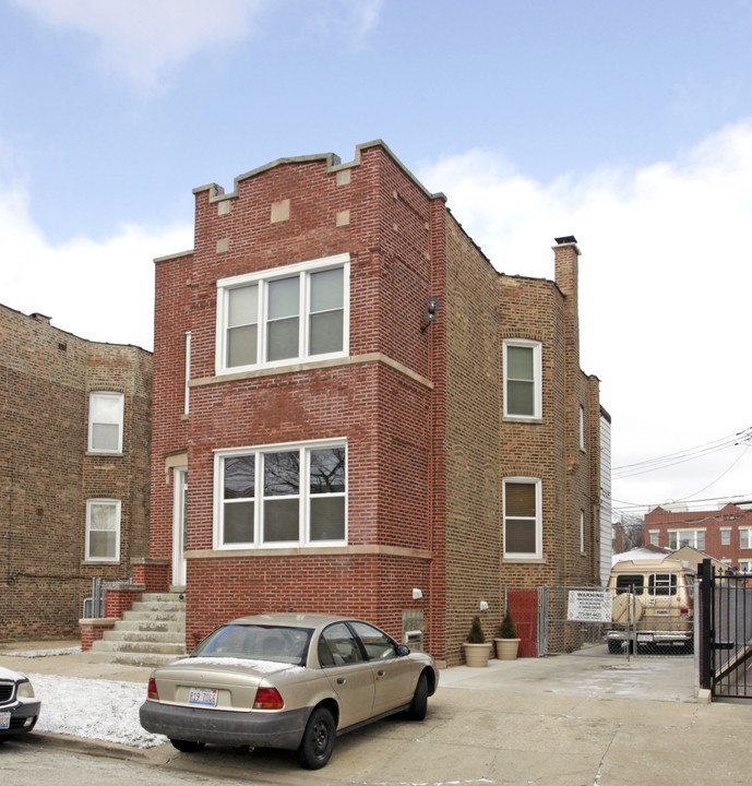 1812 W Hood Ave in Chicago, IL - Building Photo