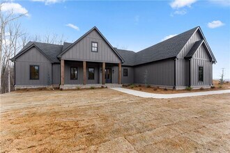 3255 Tanners Mill Rd in Gainesville, GA - Building Photo - Building Photo