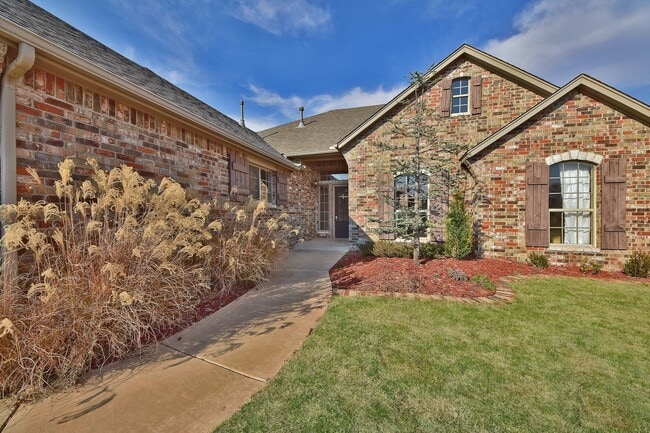 1801 NW 163rd Cir in Edmond, OK - Building Photo - Building Photo