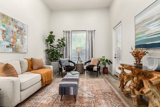 Evara Living in Scottsdale, AZ - Building Photo - Building Photo