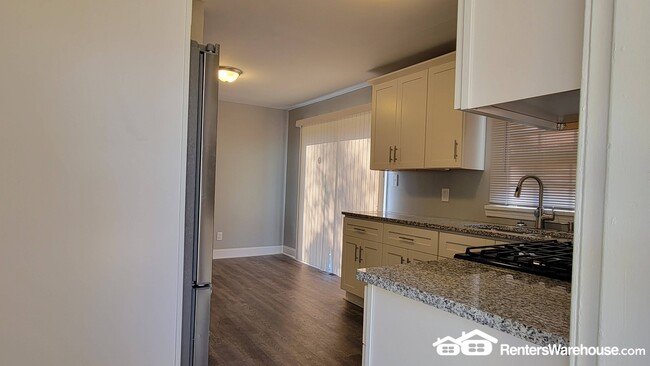 131 Oak Dr SW in Atlanta, GA - Building Photo - Building Photo