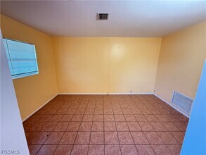 304 E Jersey Rd in Lehigh Acres, FL - Building Photo - Building Photo