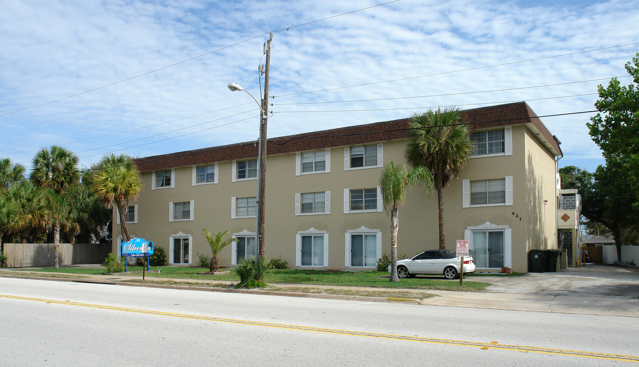 421 Silver Beach Ave in Daytona Beach, FL - Building Photo