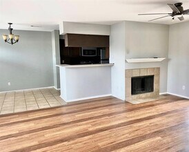 5813 Lake Hubbard Pkwy in Garland, TX - Building Photo - Building Photo