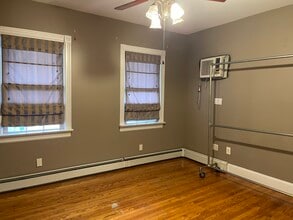 87 Mill River Ave, Unit 1 in Lynbrook, NY - Building Photo - Building Photo