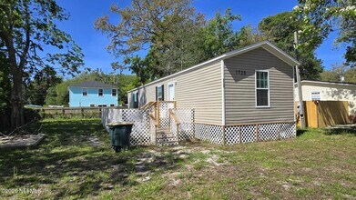 1726 Bermuda Rd in Jacksonville, FL - Building Photo - Building Photo
