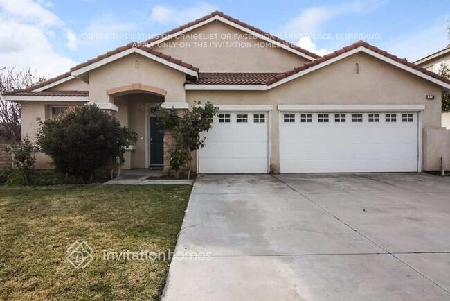 property at 2720 S Cherry Ave