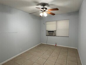 1115 21st St in West Palm Beach, FL - Foto de edificio - Building Photo