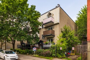 1821-1825 Malo Ave in Montréal, QC - Building Photo