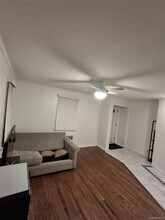 1088 Park Ave in Huntington, NY - Building Photo - Building Photo