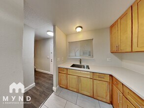 1970 Grande Cir in Fairfield, CA - Building Photo - Building Photo