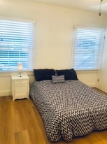 1037 W 73rd St in Los Angeles, CA - Building Photo