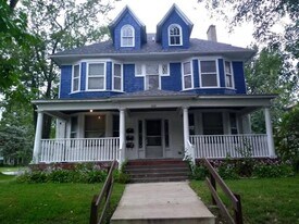 602 E 14th St in Davenport, IA - Building Photo