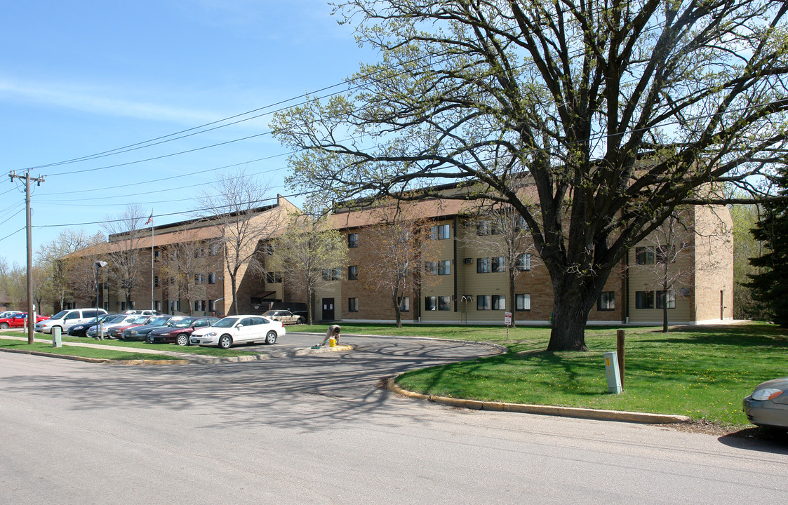 Princeton Apartments in Princeton, MN - Foto de edificio