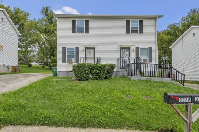 3226 Lincoln Ave in Nashville, TN - Foto de edificio - Building Photo