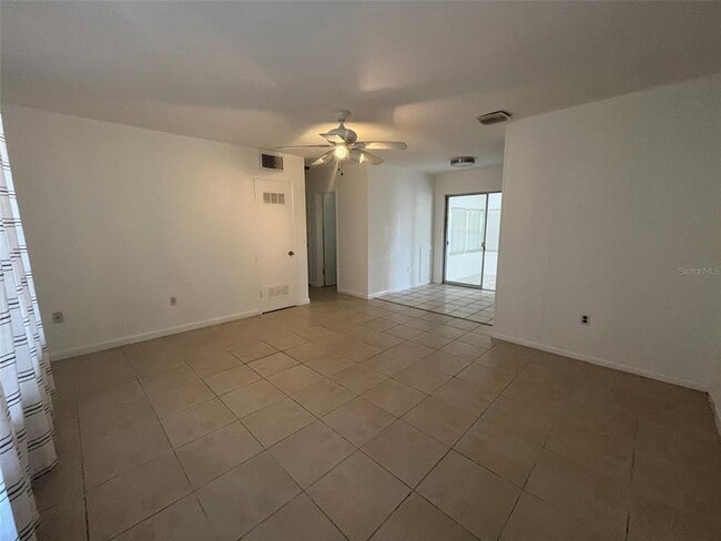 6268 Freemont St in North Port, FL - Building Photo - Building Photo