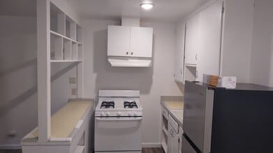 5630 53rd St in Sacramento, CA - Building Photo - Building Photo