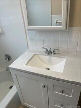 7 Grandview Dr in Farmington, CT - Building Photo - Building Photo