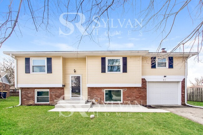 10 Whitewood Ct in Beech Grove, IN - Building Photo - Building Photo