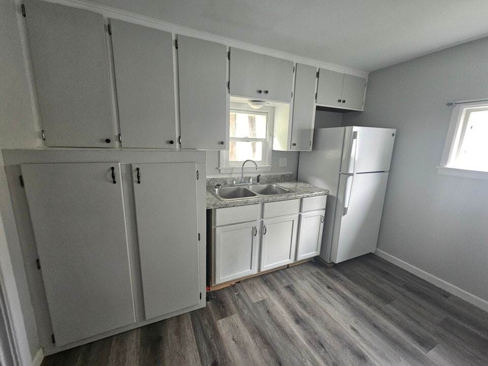 403 S Lafayette St in Shawano, WI - Building Photo