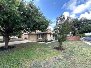 12916 Quinn Trail in Austin, TX - Building Photo - Building Photo