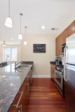 2740 W Armitage Ave in Chicago, IL - Building Photo - Building Photo