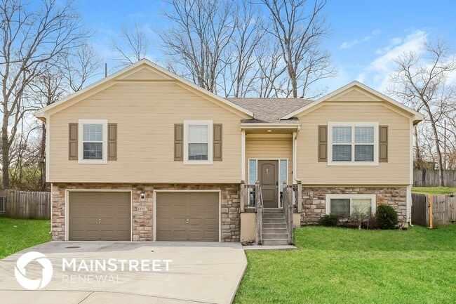 property at 18613 East 20th St S