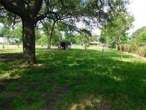 2614 Sinclair St in Pasadena, TX - Building Photo - Building Photo